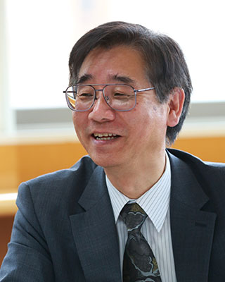 久枝工学部長