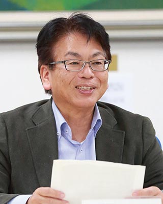 山本工学研究院長